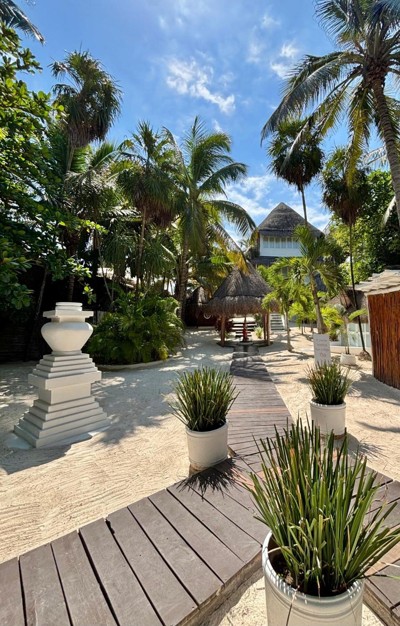 Shambala Beach House Тулум Экстерьер фото