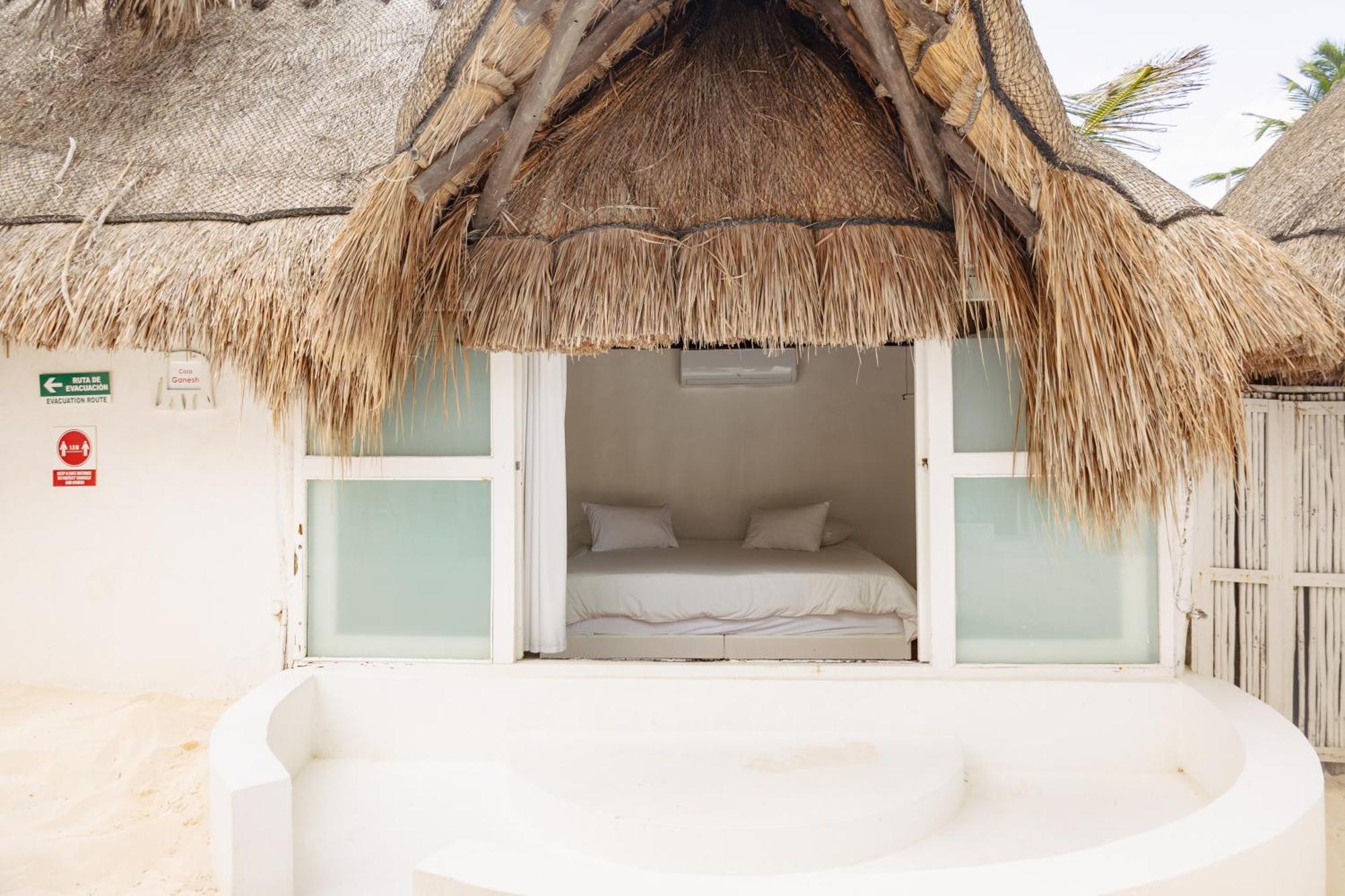 Shambala Beach House Тулум Экстерьер фото
