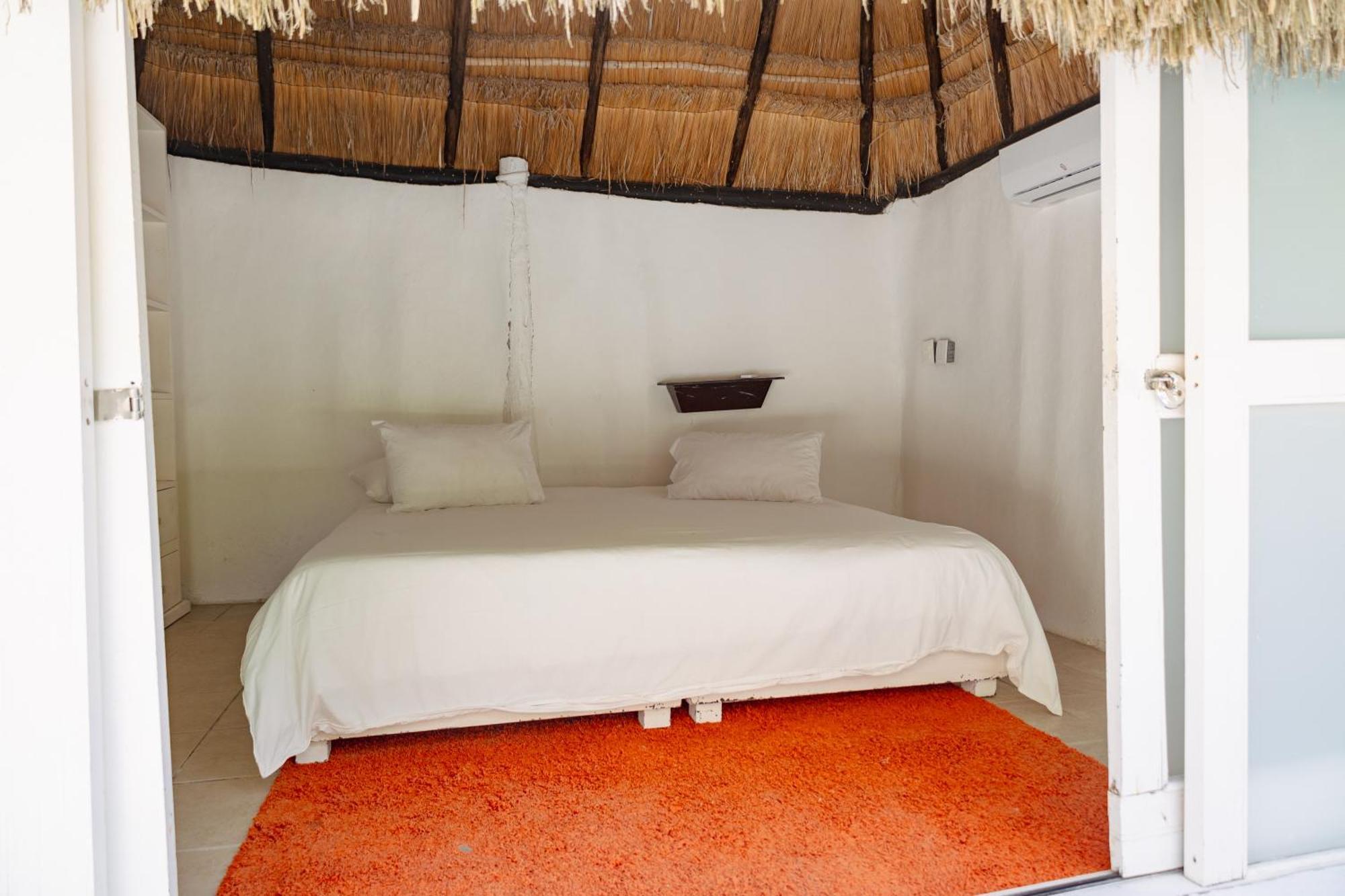 Shambala Beach House Тулум Экстерьер фото