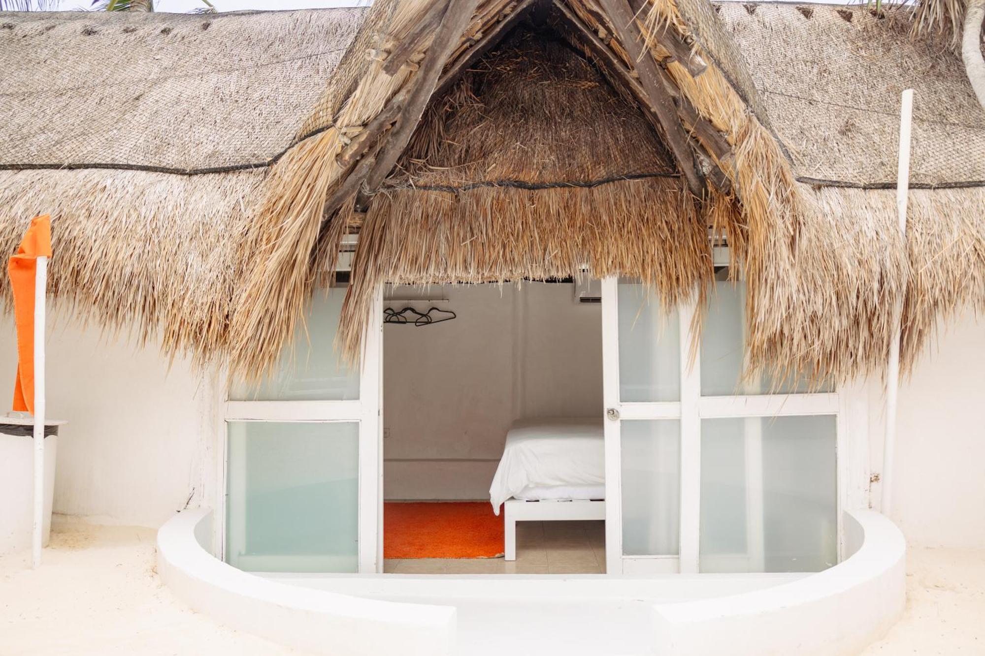 Shambala Beach House Тулум Экстерьер фото