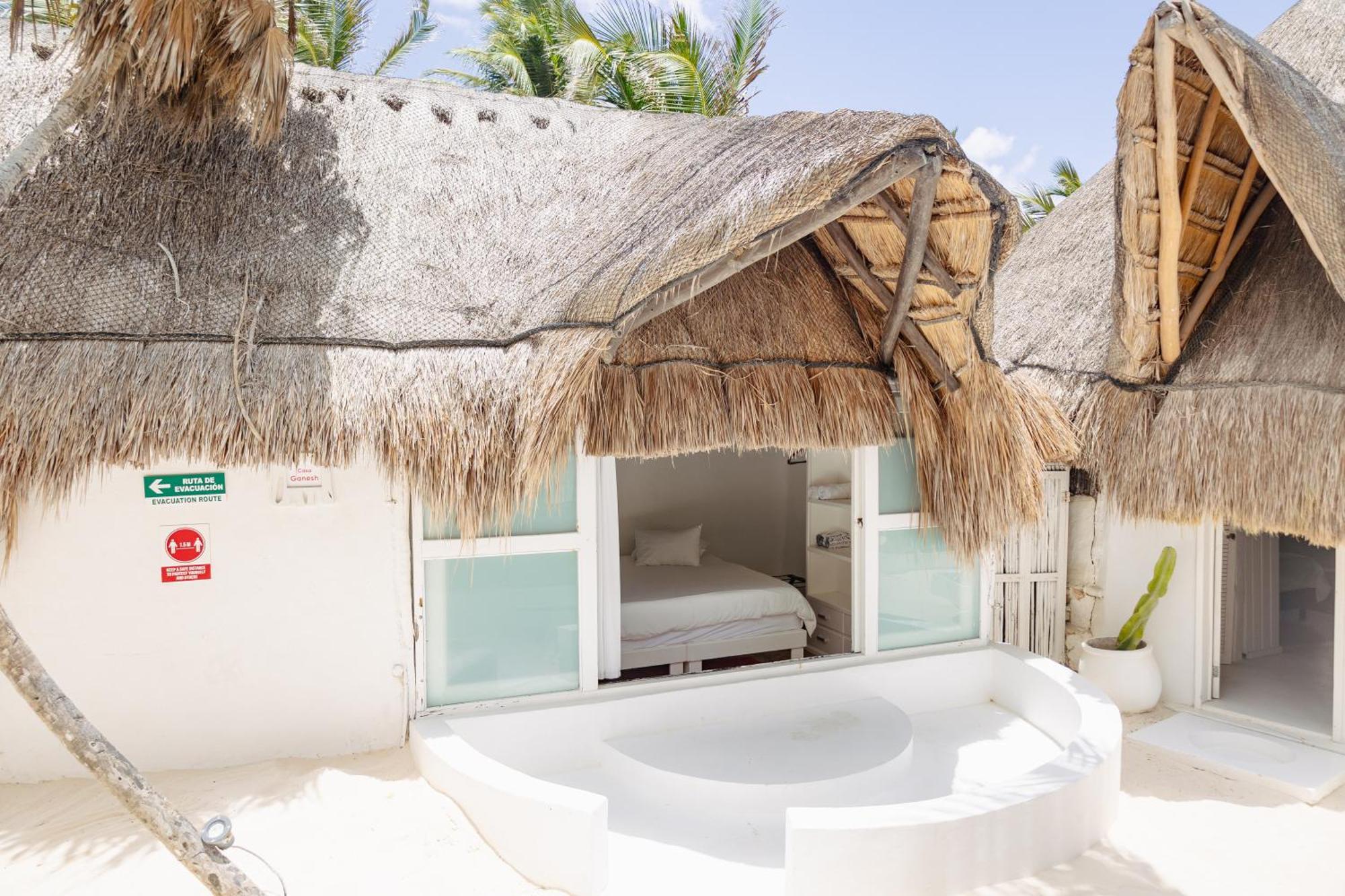Shambala Beach House Тулум Экстерьер фото